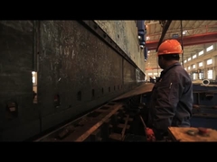 Processo di montaggio dei pali tubolari d'acciaio